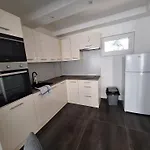Sunday Rose Apartament *