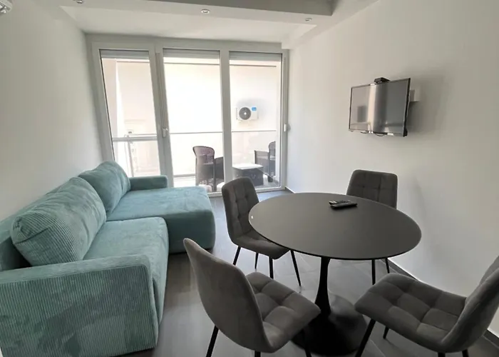 Sunday Rose Apartament